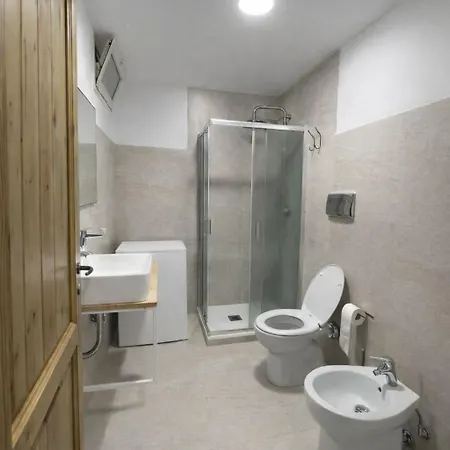 Home Stay Apartment Apartment *